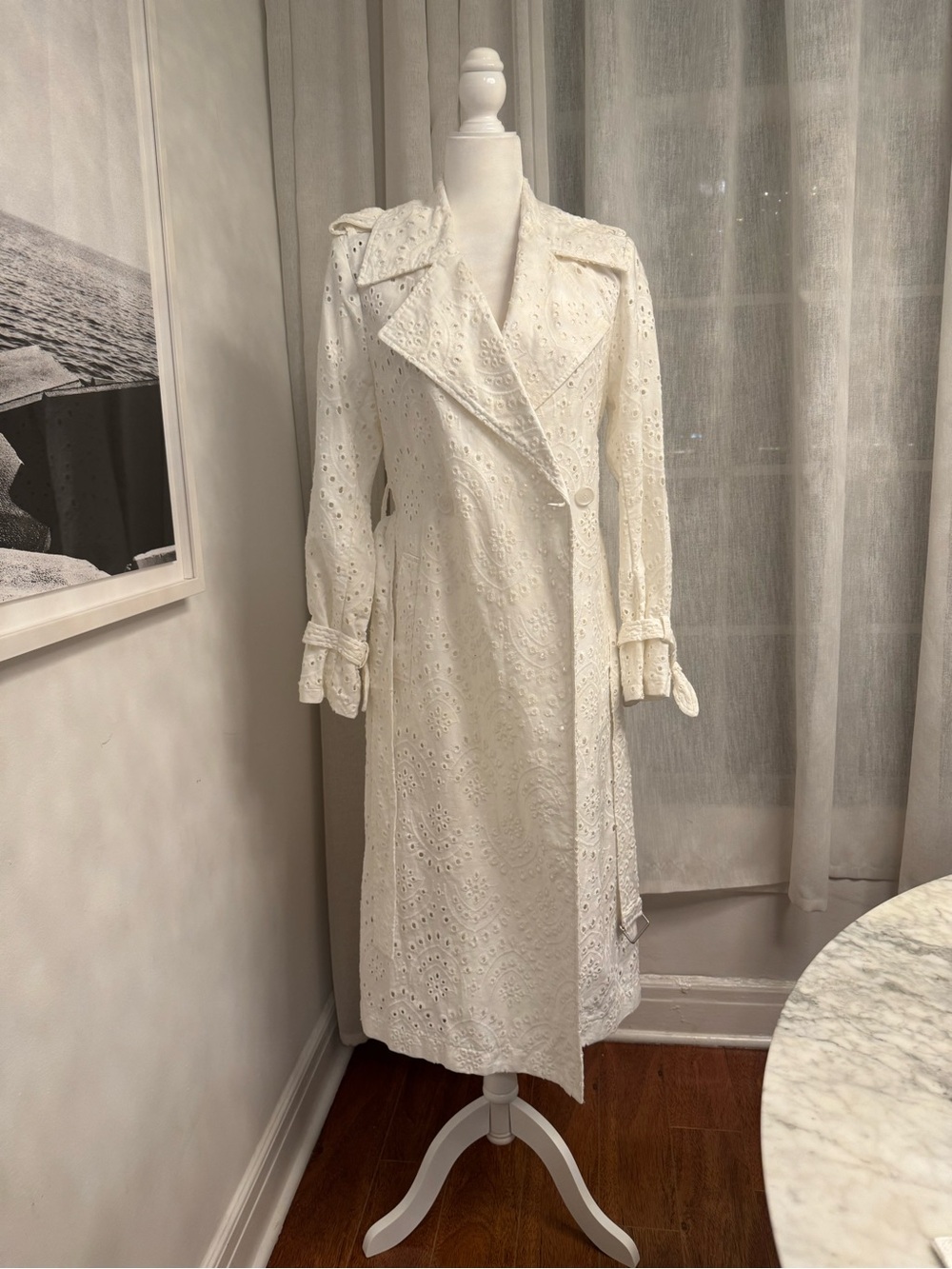 Gorgeous Avec Les Filles White Eyelet Wrap Trench Coat/Dress - Picture 4 of 12